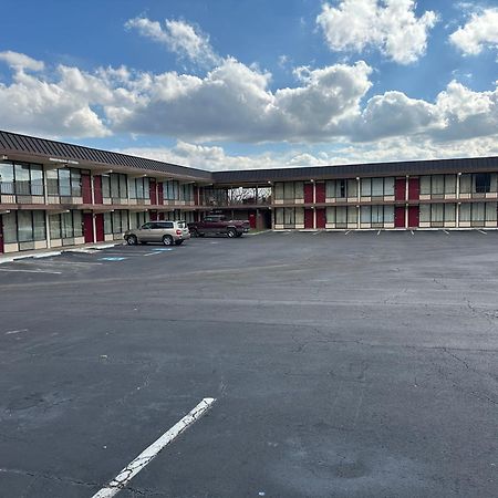 Paris Inn And Suites Esterno foto